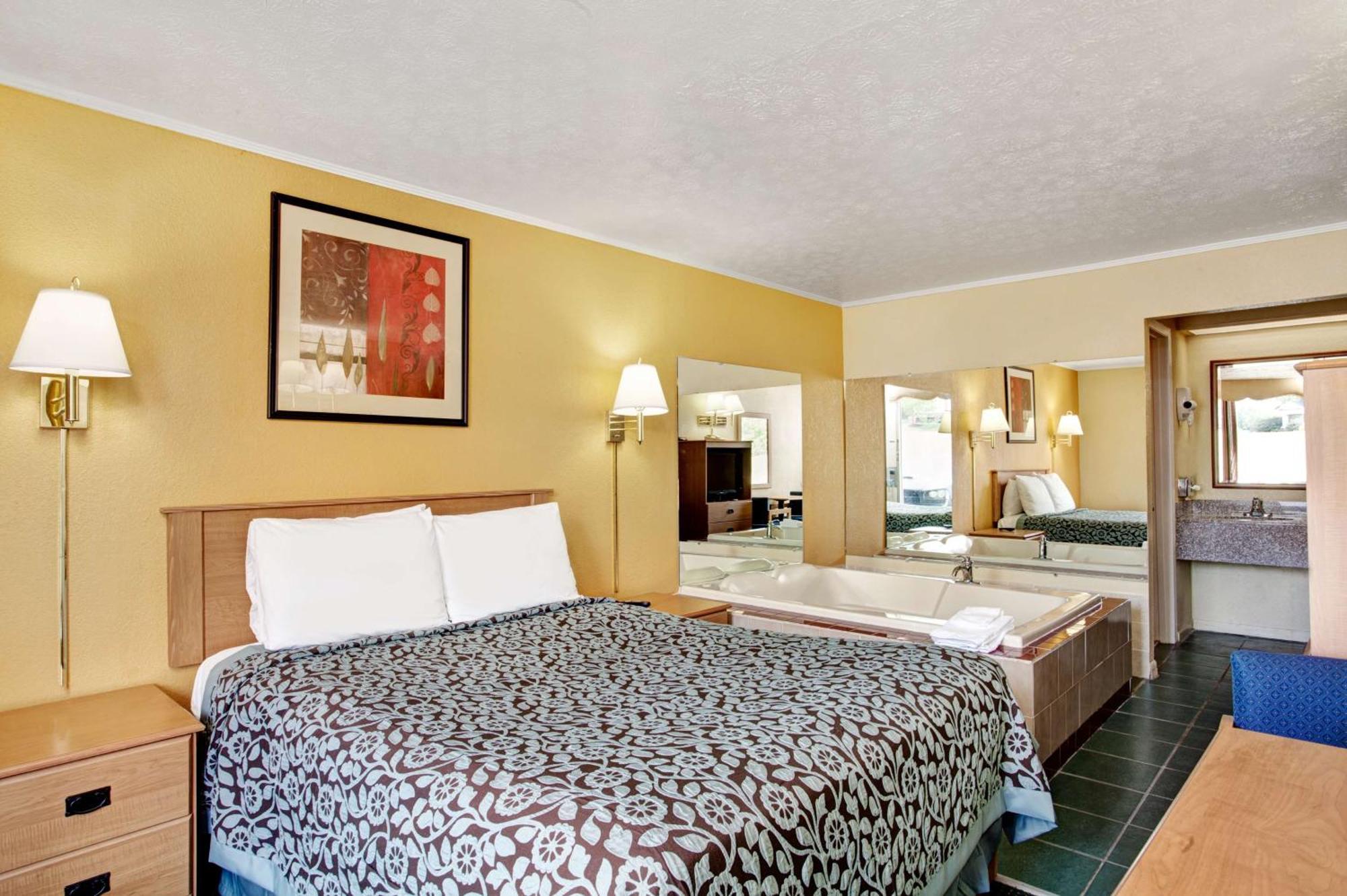 Days Inn By Wyndham Knoxville West Ngoại thất bức ảnh